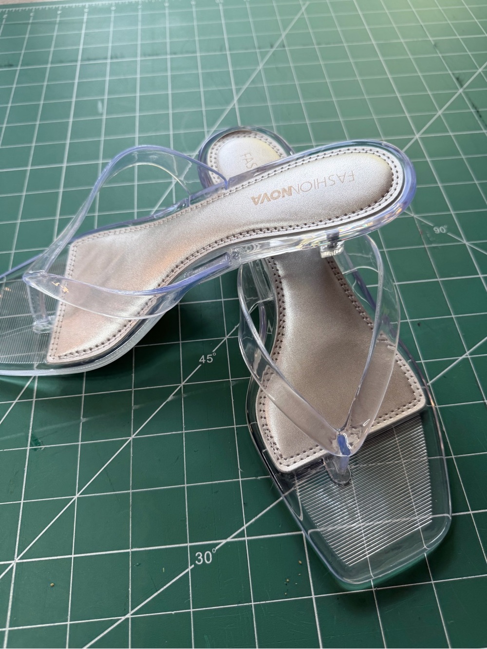 Fashion Nova Clear jelly kitten heel flip flops Sandals -